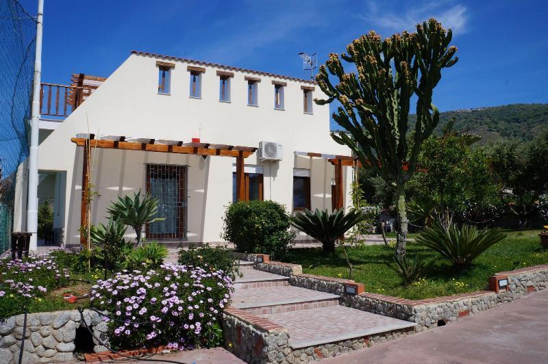 Hotel Maremonti Joppolo Exterior photo